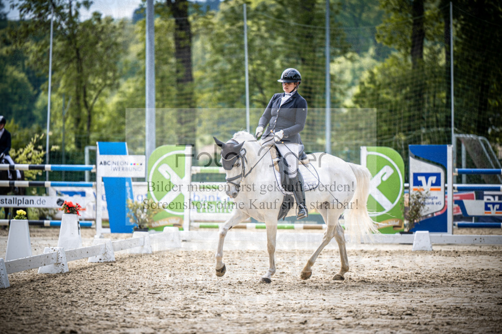 DOS_3712 | Reitturnier Venne - Realisiert mit Pictrs.com