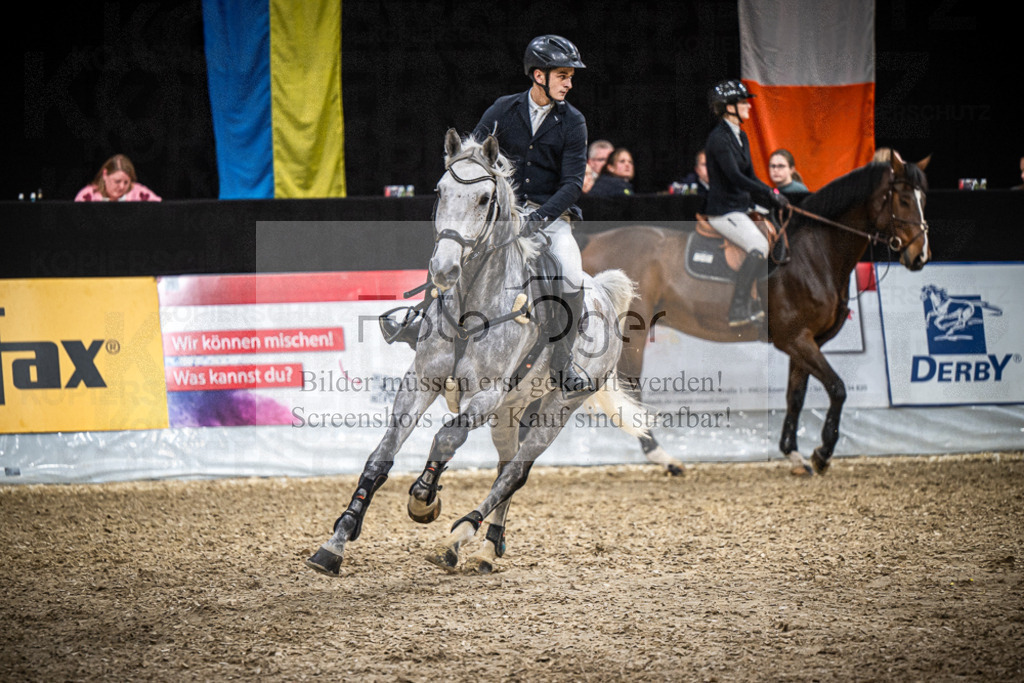 DOS_0463 | Entdecke hochwertige Reitturnierfotos von Foto Oger. Professionell, emotional und authentisch – jetzt Lieblingsmomente im Shop bestellen.Deutschlandweite Turnierfotografie. - Realisiert mit Pictrs.com