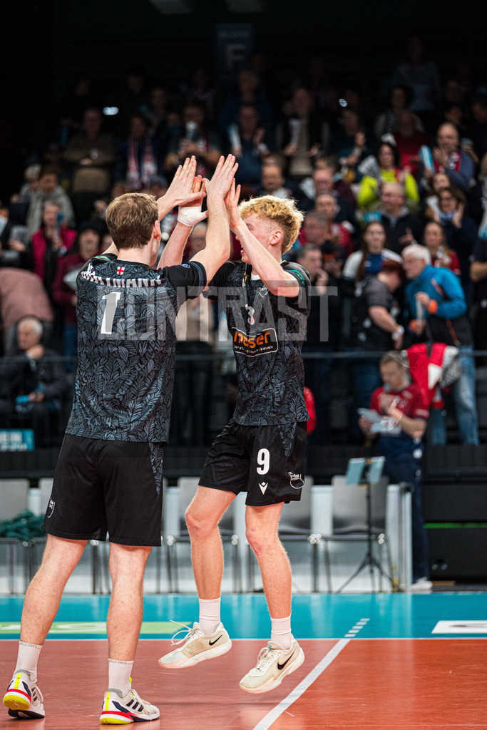 Volleyball I Herren I Saison 2025/2026 I Bundesliga I 8. Spieltag I SVG Lüneburg - FT 1844 Freiburg | CONTRAST ZERØ MEDIA - Realisiert mit Pictrs.com