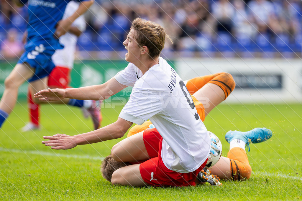 20250920_Picselweb-Fotografie_1R3_0196 | JFV D/A &amp; Stade - VfB Oldenburg0:1 VfB no70:2 VfB no70:3 VfB JFV Eigentor0:4 VfB no70:5 VfB no71:5 JFV no3 Jaric Jimenez-Voss2:5 JFV no9 Janko Sylvester3:5 JFV no16 Damian Elias Mihro Burekovic - Realisiert mit Pictrs.com