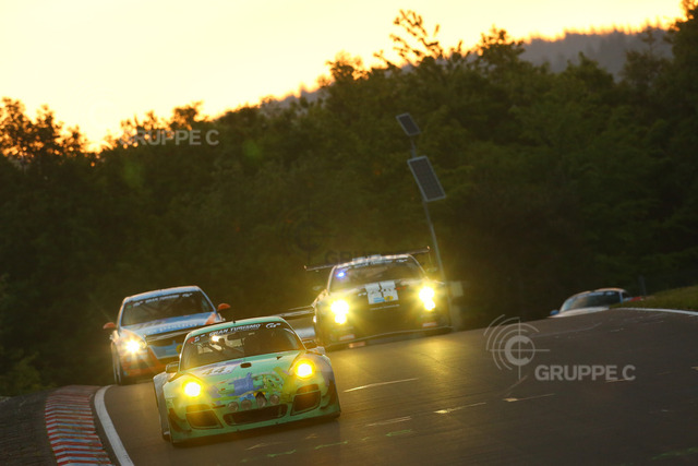 Motorsports / 24 Stunden Nürburgring 2015, Nürburgring-Nordschleife, GER | 24 Stunden Nürburgring 2015, Nürburgring-NordschleifeFoto: Gruppe C GmbH - Realisiert mit Pictrs.com