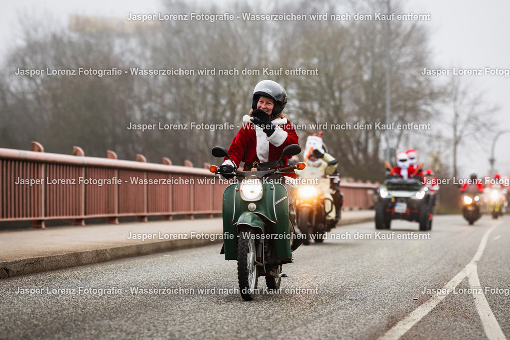 X-Mas Ride I Kiel I 2025 | Jasper Lorenz Fotografie - Realisiert mit Pictrs.com