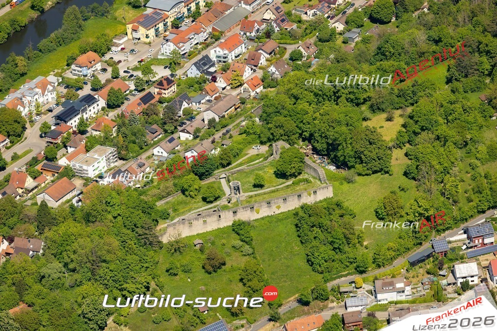 Geschenkidee Neu Wülfingen Schlossberg bei Forchtenberg -Die Luftbildaufnahme wurde 2025 vom UL-Flugzeug heraus erstellt ( keine Drohne ) - Hochauflösende Luftaufnahme -Nicht vergleichbar mit Google Maps oder Satelittenbilder- Die Geschenkidee !Mit Lizenz und Bildrechte bestellbar