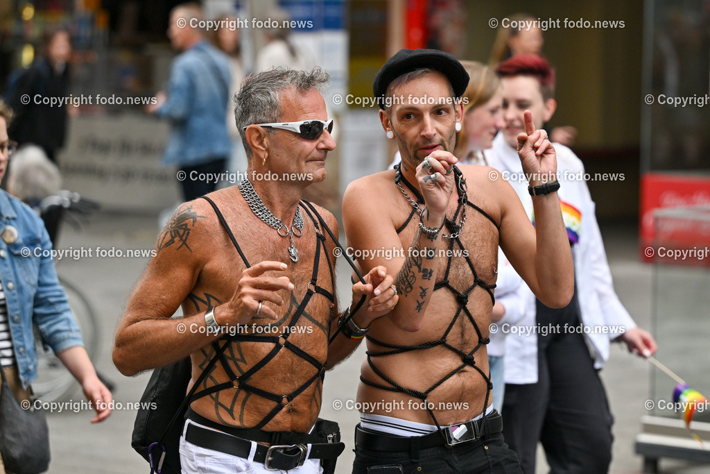 Linzpride 2023_ 24.06.2023-41 | 24.06.2023, Linz, AUT, Linzpride 2023, im Bild Teilnehmer an der Linzpride 2023