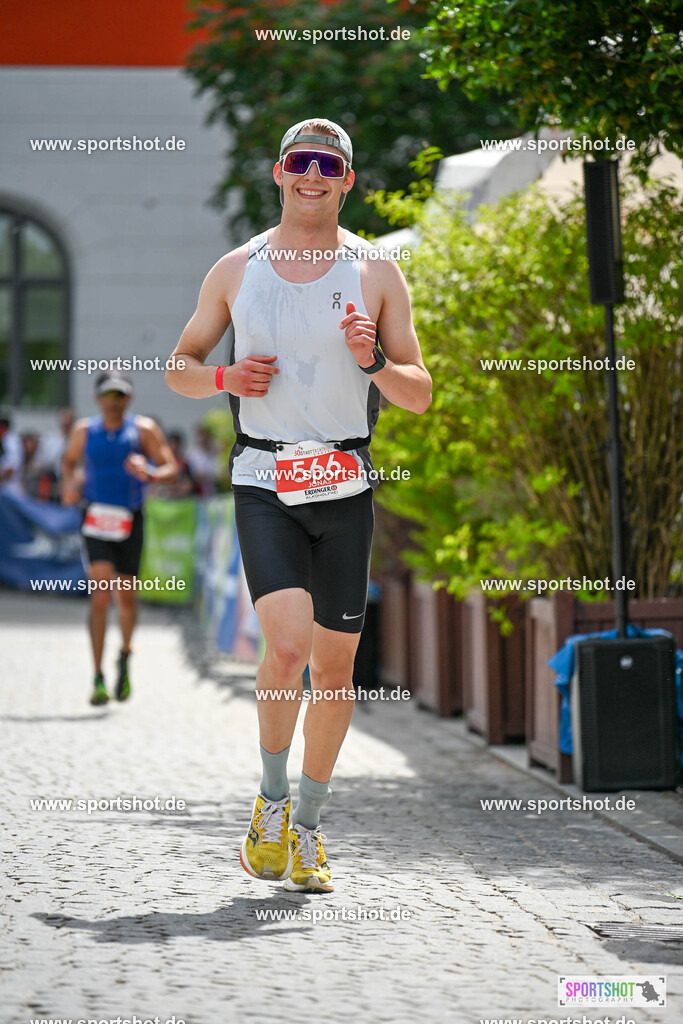 SZI_8806 | Stadttriathlon Erding 2025. #yourpictrs #sportshot_your_pictrs @Sportshotphotography #stadttriathlonerding Copyright: www.sportshot.de