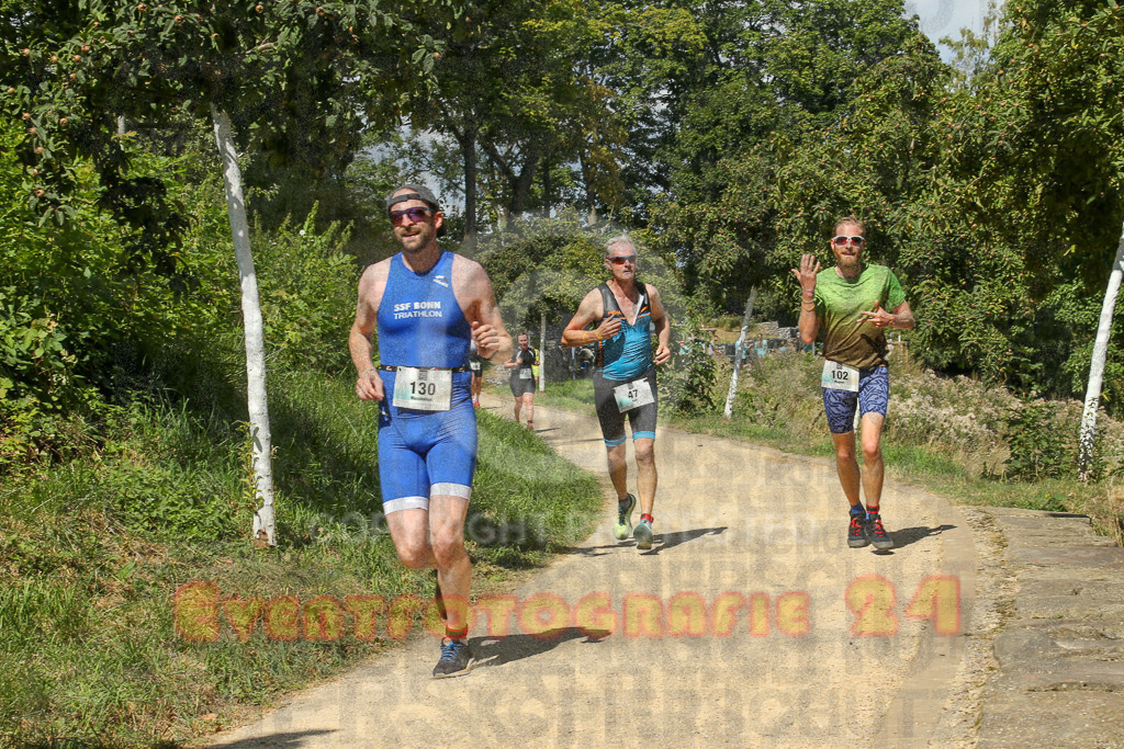 250824_1238_EX1_0037 | Sportfotografie im Rhein-Sieg Kreis, Köln, Bonn, NRW, Rheinland Pfalz, Hessen, etc. Unser Tätigkeitsfeld umfasst den Laufsport vom Volkslauf über den Marathon, Duathlon, Triathon bis zum Ultralauf wie Kölnpfad Ultra oder Schindertrail.