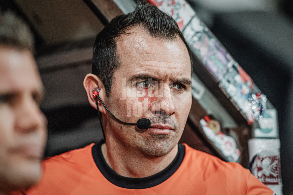 Fußball | Männer | Saison 2024/2025  | Fußball-Bundesliga | 26. Spieltag | FC St. Pauli vs. TSG Hoffenheim | 14.03.2025 | Schiedsrichter Assistent Mitja Stegemann