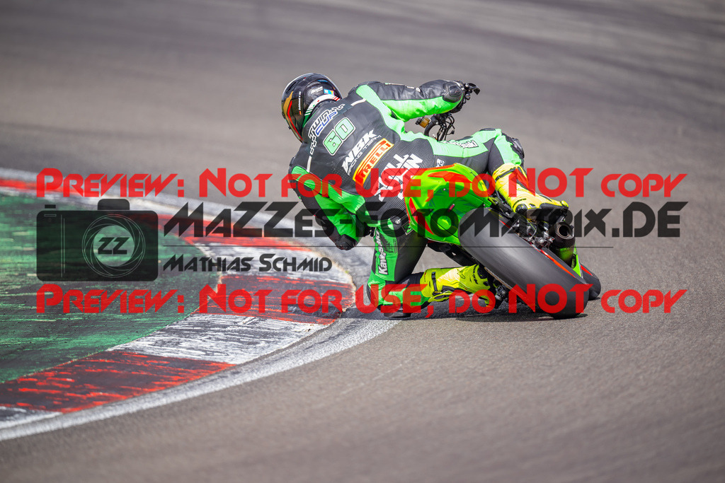 MaZZes-Fotomatrix-20260904-634573 | TWIN