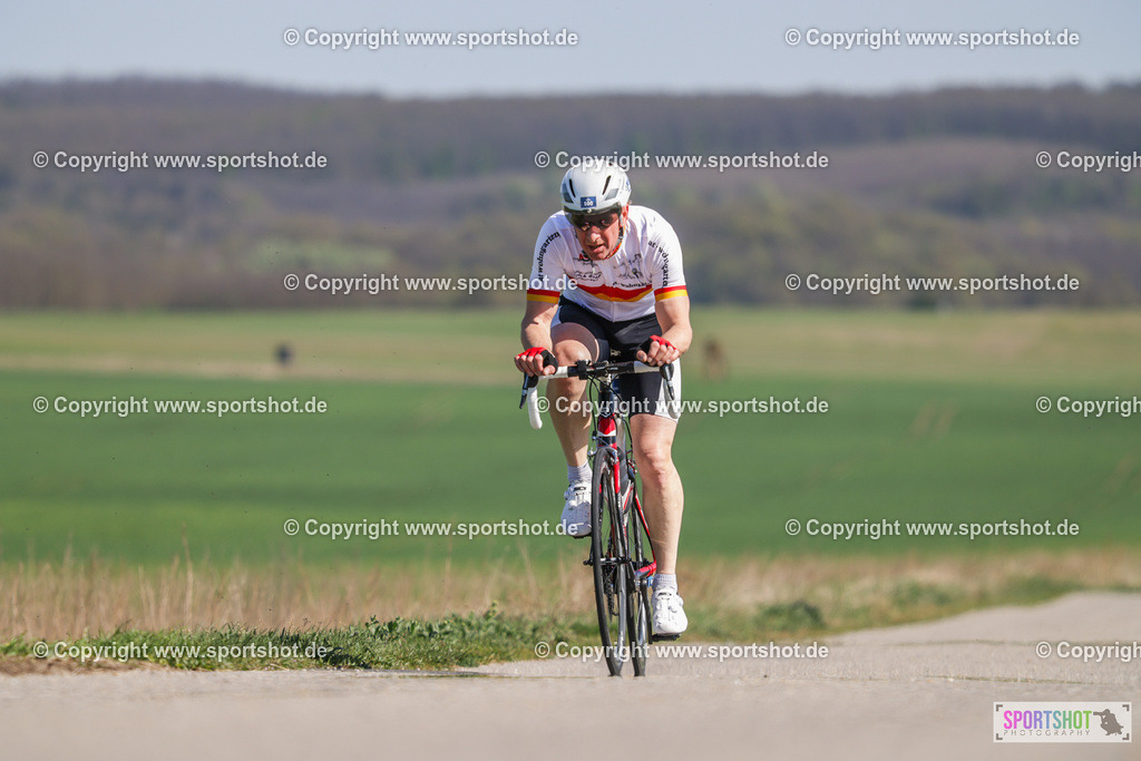 368A3556 | Neusiedlersee Radmarathon 2026@sportshot_your_pictrs #yourpictures#roadtowm2029 #nrm #neusiedlerseeradmarathon #neusiedlersee #neusiedlerseetourismus #burgenland #mörbisch #nrm26 #burgenlandtourismus #voglundco #poweredbyburgenlandtourismus #radsport #rad #marathon #ucigranfondo #visitburgenland #ucigranfondoworldseries
