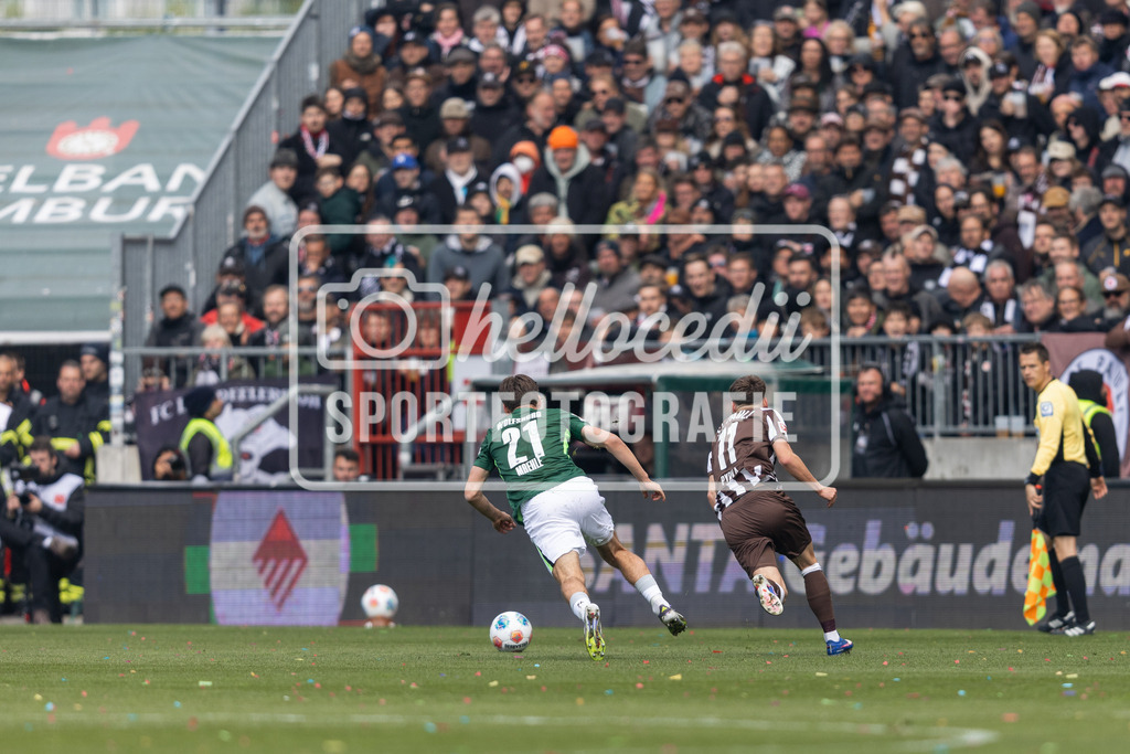 Fußball I Männer I Saison 2025-2026 I Bundesliga I FC St. Pauli - VfL Wolfsburg I 12834 | realhellocedii - Realisiert mit Pictrs.com