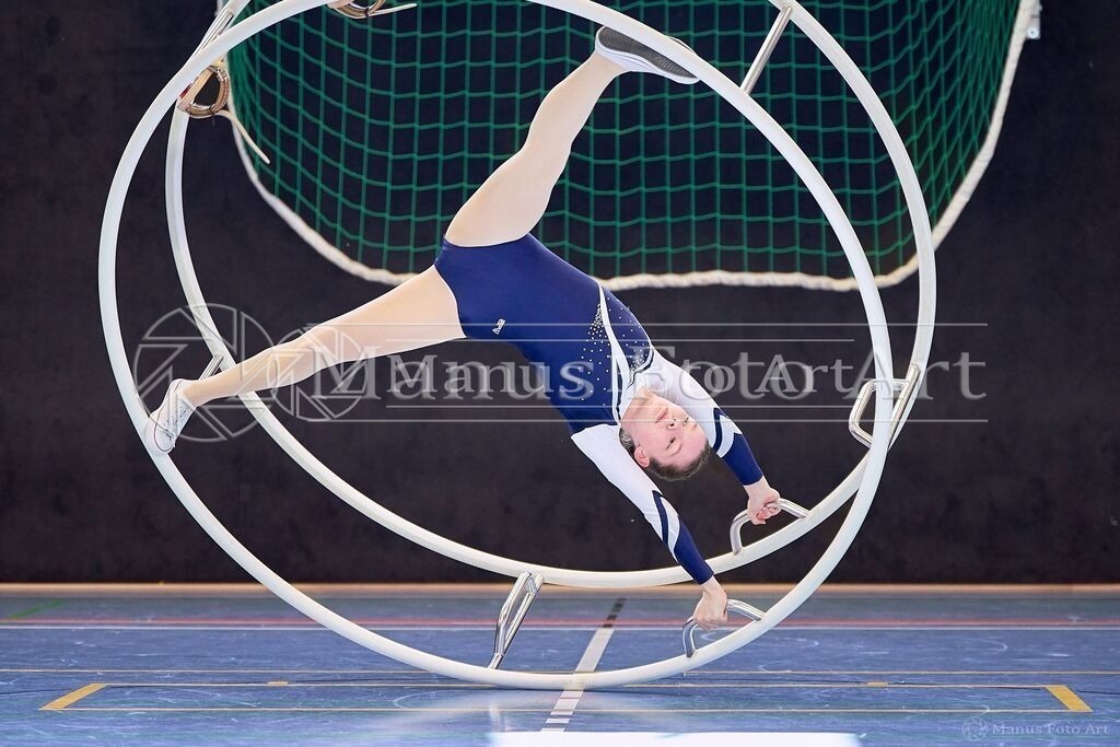 C-DSC02098 | Professionelle Sportfotografie in Hamburg, Schleswig-Holstein und Niedersachsen – spezialisiert auf Rhönrad, Geräteturnen, Leistungsturnen und rhythmische Sportgymnastik. Bundesweite Begleitung von Rhönrad-Events. Jetzt Sport-Fotos - Realisiert mit Pictrs.com