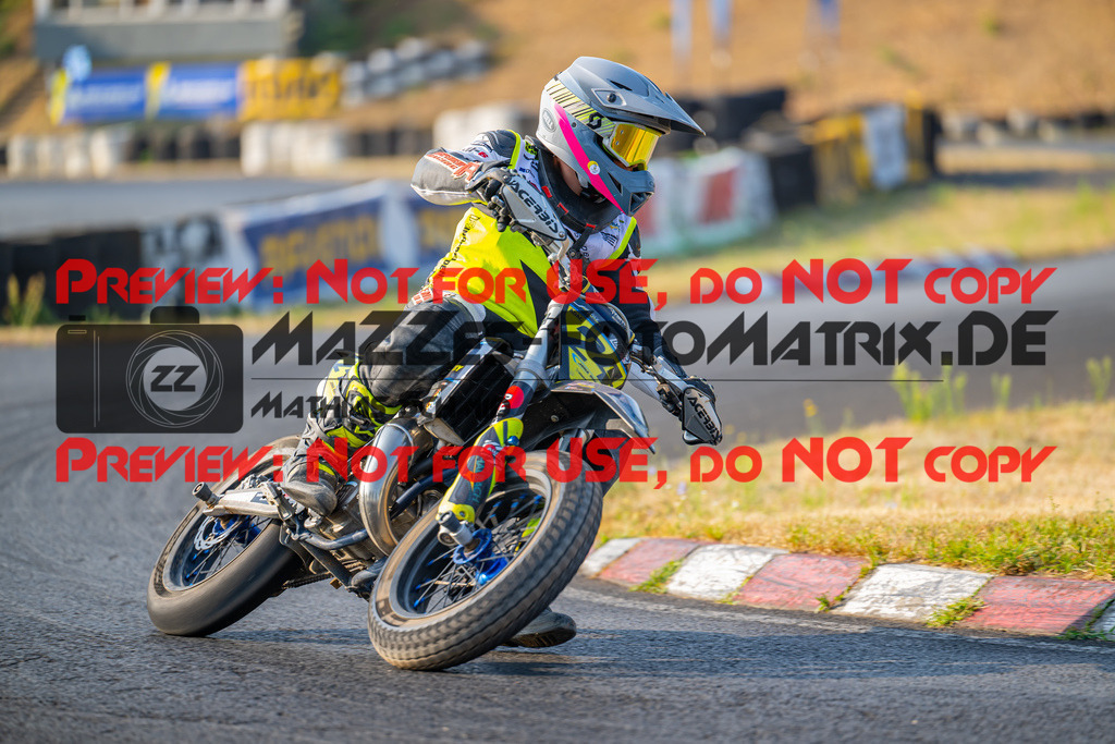 MaZZes-Fotomatrix-20260816-612321 | ROOKIES