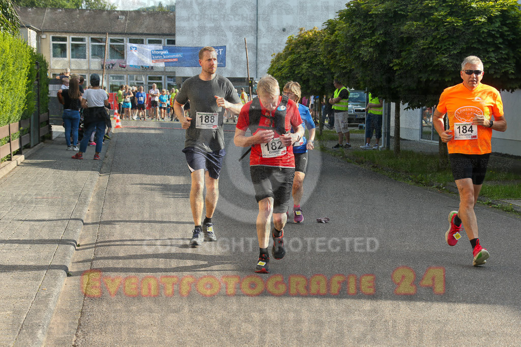 230804_1809_EX1_3729 | Sportfotografie im Rhein-Sieg Kreis, Köln, Bonn, NRW, Rheinland Pfalz, Hessen, etc. Unser Tätigkeitsfeld umfasst den Laufsport vom Volkslauf über den Marathon, Duathlon, Triathon bis zum Ultralauf wie Kölnpfad Ultra oder Schindertrail.