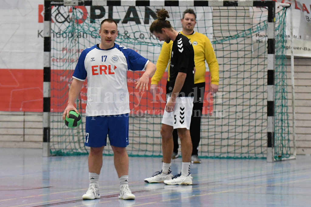 HC Deggendorf : Burghausen II | Aaron Zaglauer (HC Deggendorf  #17) - Realisiert mit Pictrs.com