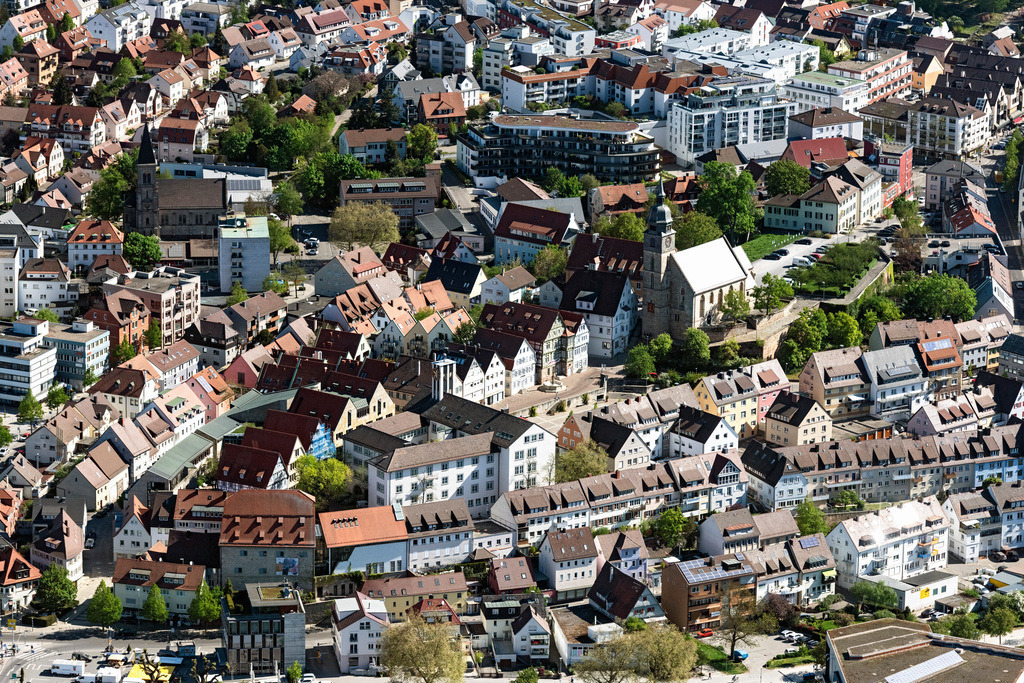 dr__0051058.jpg | BöBLINGEN 22.04.2020 Stadtansicht des Innenstadtbereiches mit Marktplatz und Stadtverwaltung in Böblingen im Bundesland Baden-Württemberg, Deutschland. // City view on down town with Marktplatz and Stadtverwaltung in Boeblingen in the state Baden-Wuerttemberg, Germany. Foto: Daniel Reiter