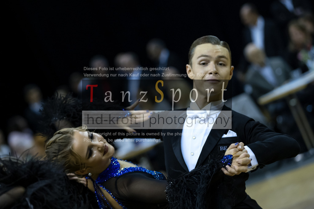 20241102_DC_HGR_Std_09111 | Tanzsportbilder, Standardtanz, Lateintanz, WDSF, DTV, LTVB, dancecomp, goc, hessen tanzt, blaues band der spree, walzer, tango, wiener walzer, slowfox, quickstepp, samba, rumba, cha-cha-cha, paso doble. jive, hd-kroft photography, turniertanzsport