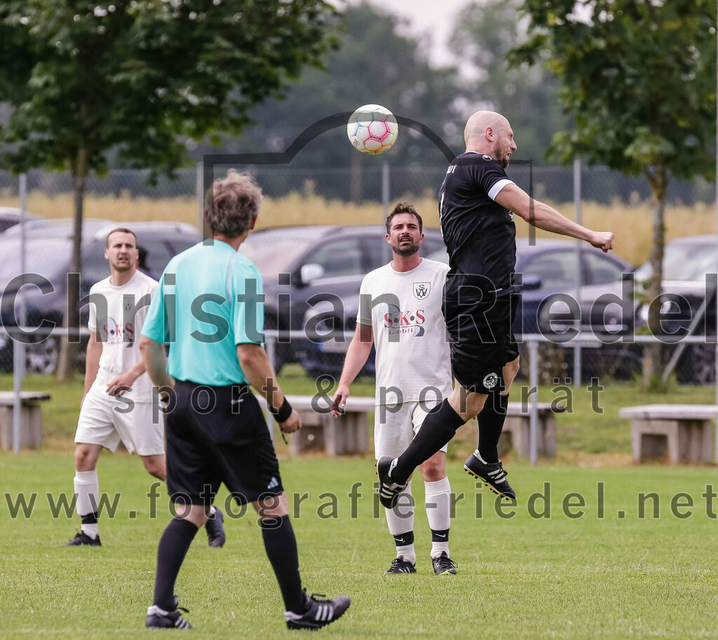 2023-07-02_025_SV_Walpertskirchen_II_gegen_FC_Herzogstadt_II | Walpertskirchen, Deutschland, 02.07.2023:
Fußball, A-Klasse 2023 / 2024, Testspiel, SV Walpertskirchen II gegen FC Herzogstadt II, Endergebnis: 2:0

Foto: Christian Riedel / fotografie-riedel.net