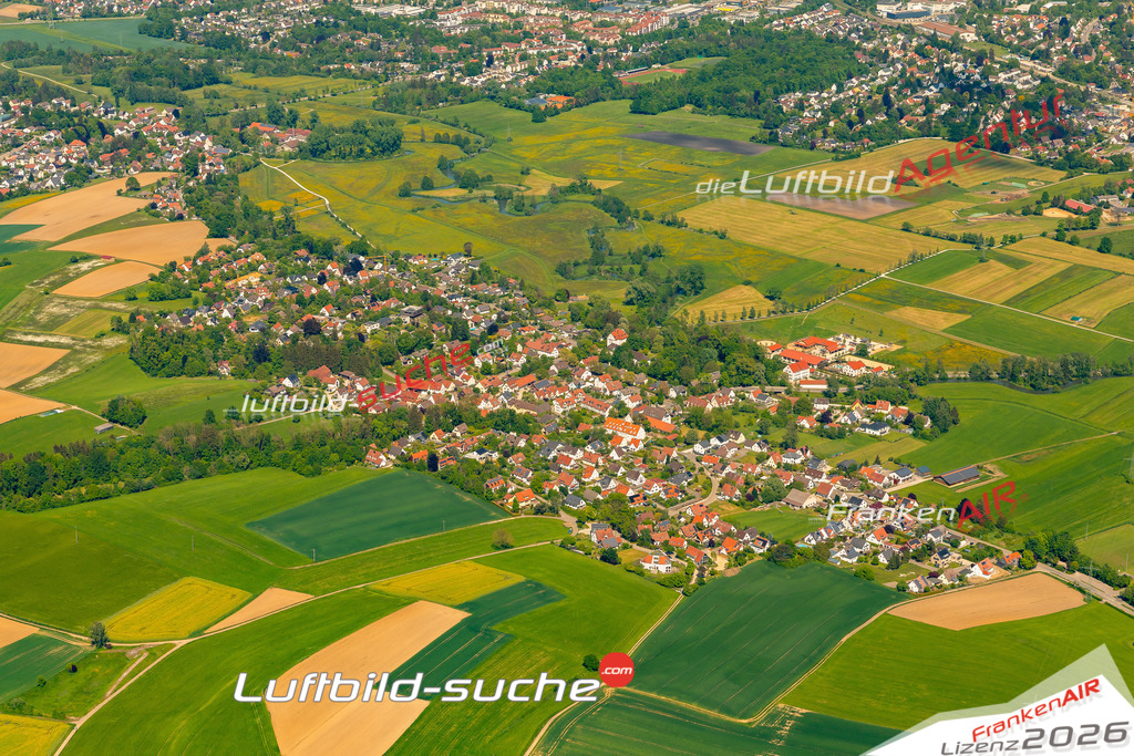 Das Luftbild zeigt : Hainhofen Neusäß - Die Luftaufnahme wurde 2024 vom UL-Flugzeug aus erstellt ( keine Drohne ) - Hochauflösende Luftaufnahme - Für grossformatige Ausdrucke geeignet. Die Geschenkidee !Mit Lizenz und Bildrechte bestellbar