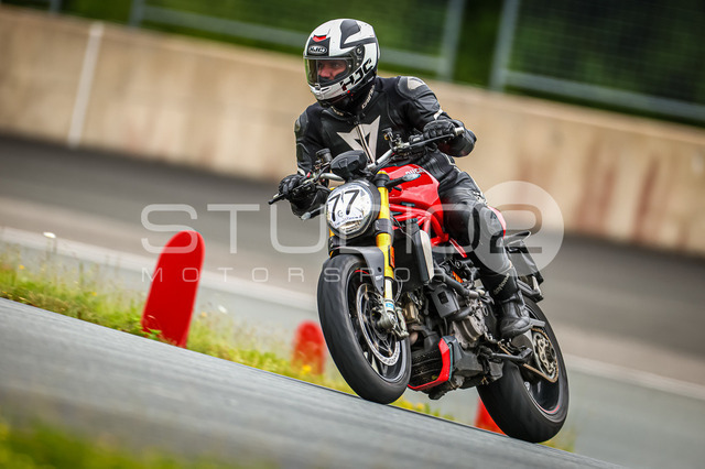 0077-260605BB-006_77 | Deine Full-Service-Agentur für ✔️Videoproduktionen und ✔️Motorsportfotografie Jetzt Angebot anfragen!