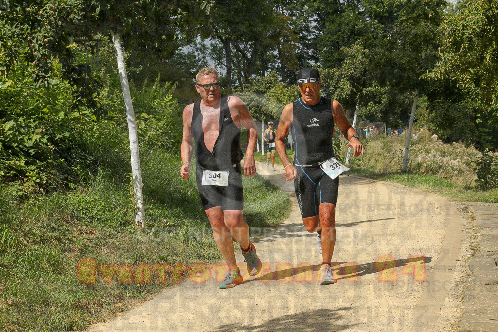 250824_1339_EX1_3128 | Sportfotografie im Rhein-Sieg Kreis, Köln, Bonn, NRW, Rheinland Pfalz, Hessen, etc. Unser Tätigkeitsfeld umfasst den Laufsport vom Volkslauf über den Marathon, Duathlon, Triathon bis zum Ultralauf wie Kölnpfad Ultra oder Schindertrail.