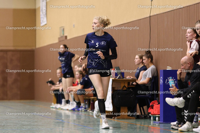 Handball I Juniorinnen I Saison 2026-2027 I Oberliga Schleswig-Holstein I 3. Spieltag I HSG Kalkberg 06 - TSV Bargteheide 182 | Pauline Hölscher (5, HSG Kalkberg 06) - Realisiert mit Pictrs.com