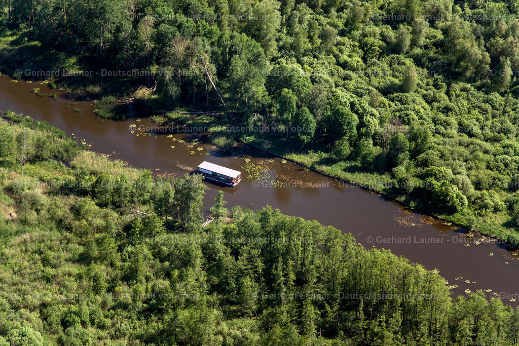 3803829 | Hausboot auf dem Ruppiner Kanal
