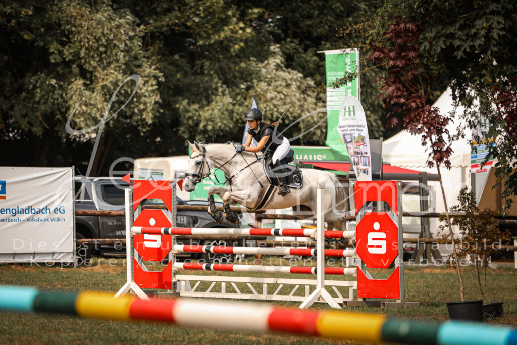 25.SaSpL00281 | Leoni Ertmer Photography - Realisiert mit Pictrs.com