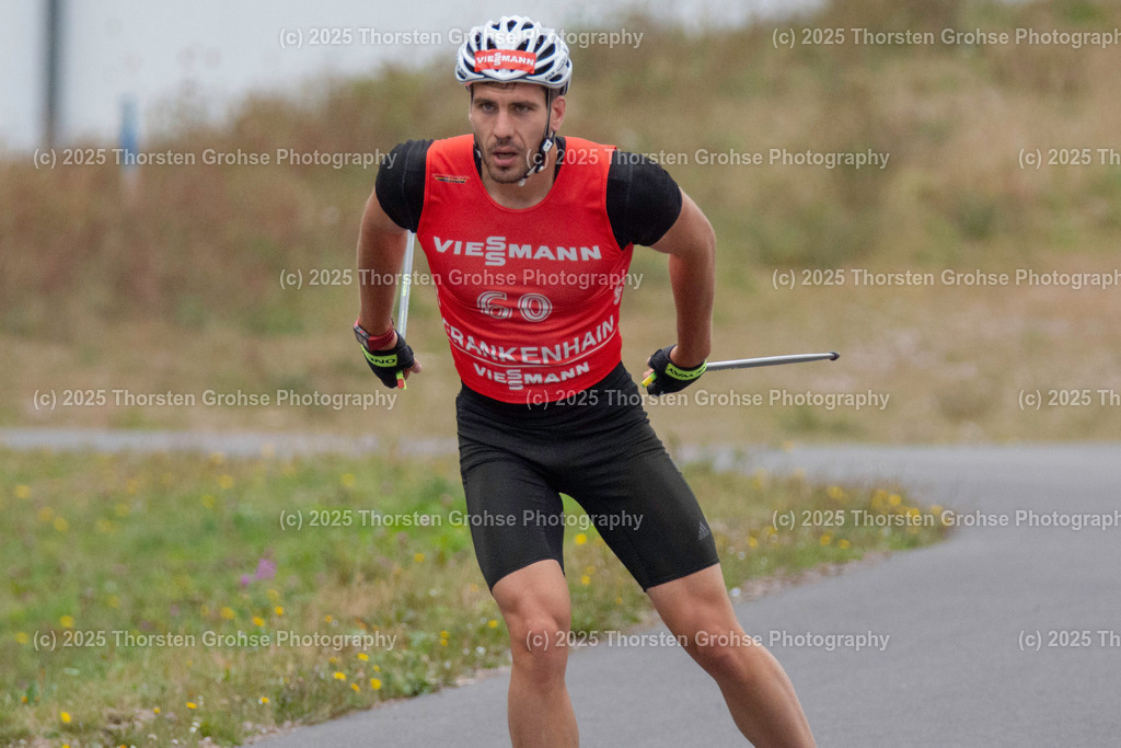 Deutsche Meisterschaften Biathlon | Deutsche Meisterschaften Biathlon, Speziallanglauf Maenner am 14.09.2018 in der DKB SKI ARENA in Oberhof, (Deutschland)

Bild: Peiffer Arnd vom WSV Clausthal-Zellerfeld / BPOL - Realisiert mit Pictrs.com