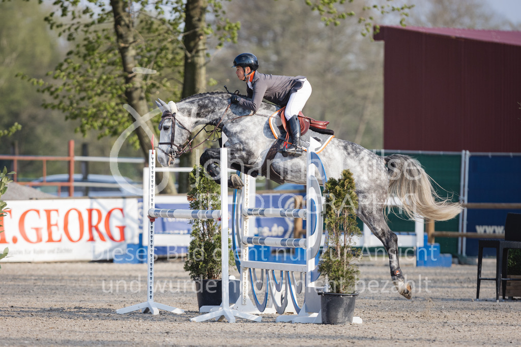 220426_Mühlen_05SprgPf-M-573 | Mühlen Late Entry
26.04.2022
05 Springpferdeprüfung Kl.M* 5-7j.