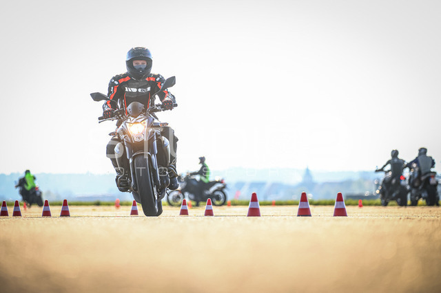 0027-260418_NOE-003_27 | Deine Full-Service-Agentur für ✔️Videoproduktionen und ✔️Motorsportfotografie Jetzt Angebot anfragen!