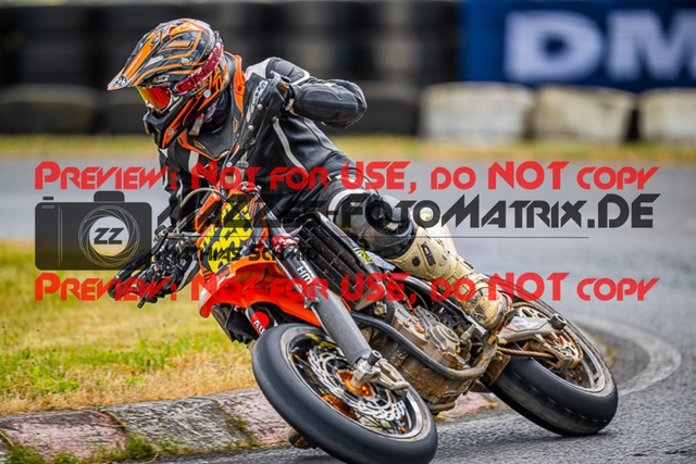 MaZZes_FotoMatrix_220529_7107 | Fotograf Mathias Schmid
Sportfotograf,
Eventfotograf,
Hochzeitsfotograf,
Portraitfotograf