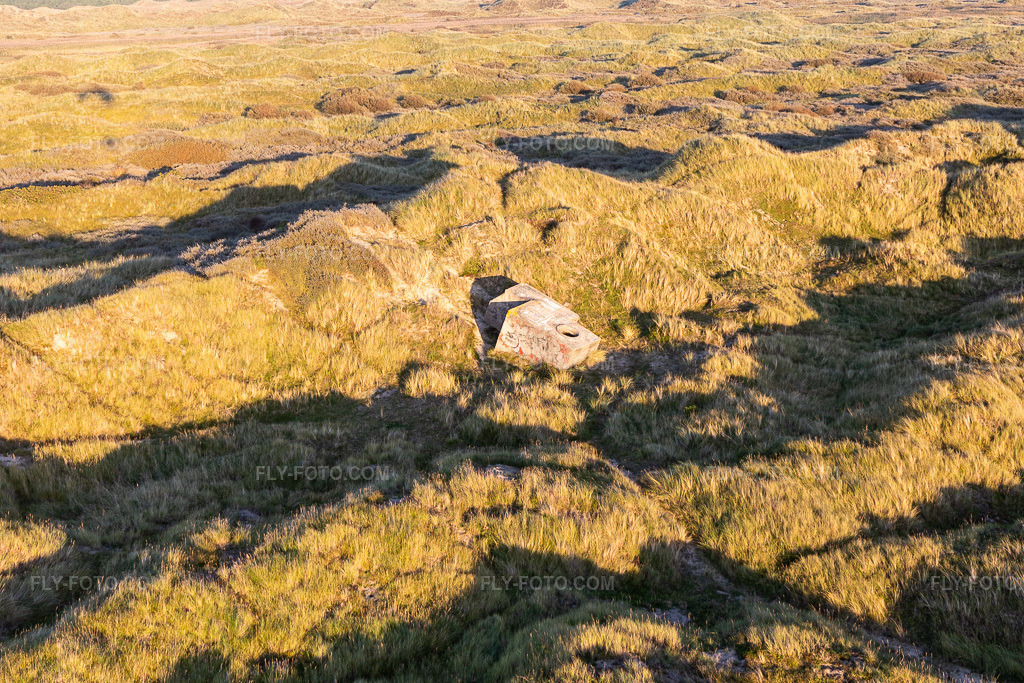 Aerial view: Bunkers on the West Coast in Fanø in the state South Denmark, Denmark.Photo: IMG_118954.jpg taken on 09/21/2019 by Werner Riehm/FLY-FOTO.comResolution of the original: 5472 x 3648 px
