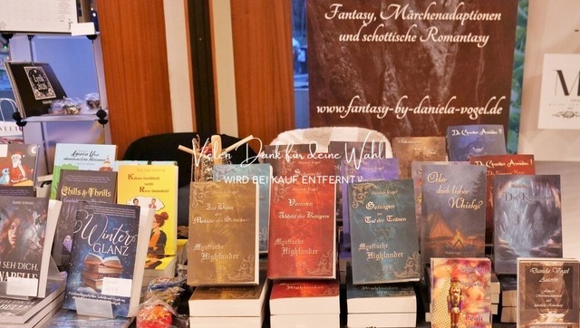 P1406266 | Fotografie für »mehr« Persönlichkeit ... von Anfang an - authentisch natürlich emotional - Geburt, Kinder und Familie, Entrepreneure, Kreative, Kamera-Scheue, Interessierte. Mit Empathie und ohne Posen erstelle ich Bilder mit "Wieder-Erkennungs-Gefühl".