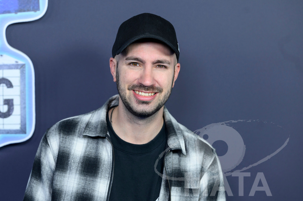 _DWI7339 | Dominik Porschen bei der Premiere der 5. Staffel der Amazon Prime Video Comedy-Gameshow 'LOL: Last One Laughing' in der Astor Film Lounge. München, 21.03.2024 - Realisiert mit Pictrs.com