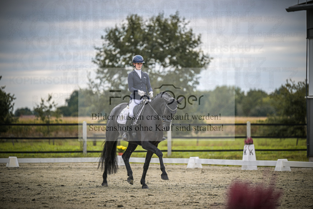 DOS_2226 | Entdecke hochwertige Reitturnierfotos von Foto Oger. Professionell, emotional und authentisch – jetzt Lieblingsmomente im Shop bestellen.Deutschlandweite Turnierfotografie. - Realisiert mit Pictrs.com