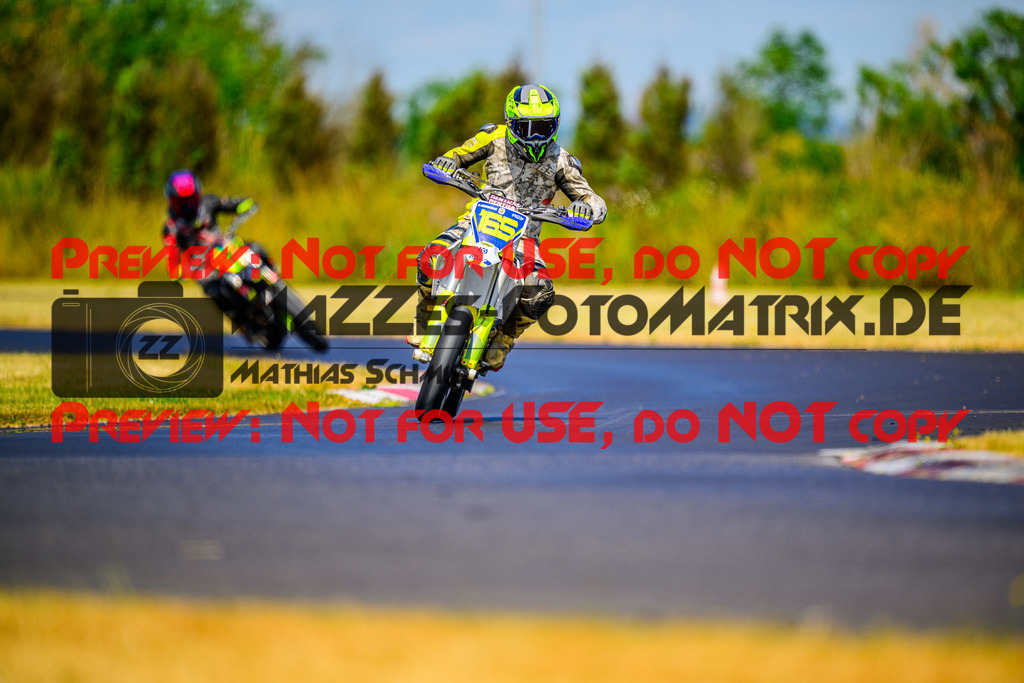 MaZZes_Fotomatrix_20250704_6007705_5393 | GELB