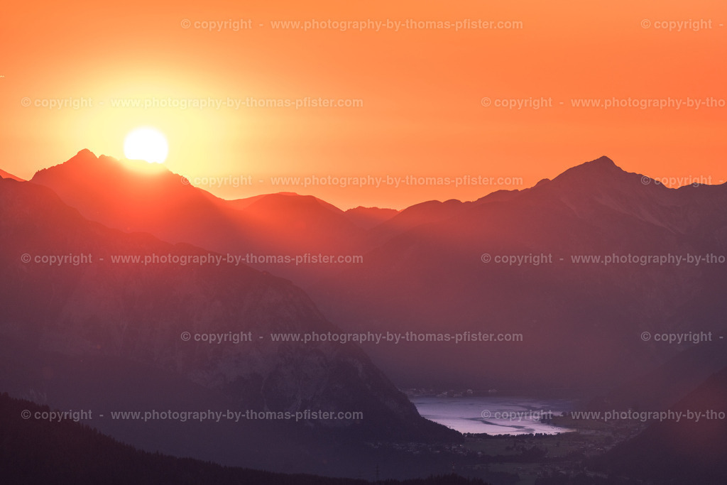 Blick vom Hamberg zum Achensee copyright  Thomas Pfister-1 | PHOTOGRAPHY BY THOMAS PFISTER