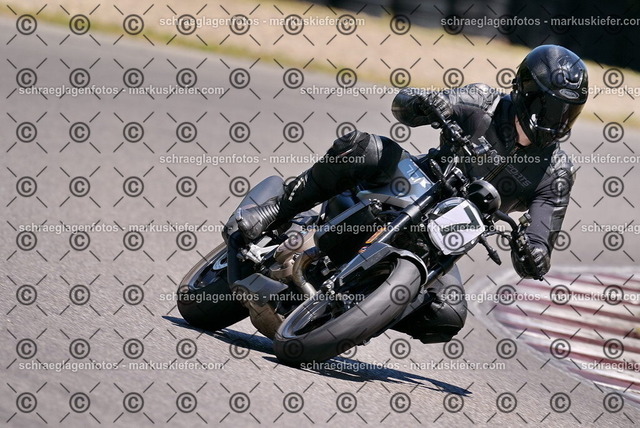 26bt04-1188 | markuskiefer.com - Realisiert mit Pictrs.com