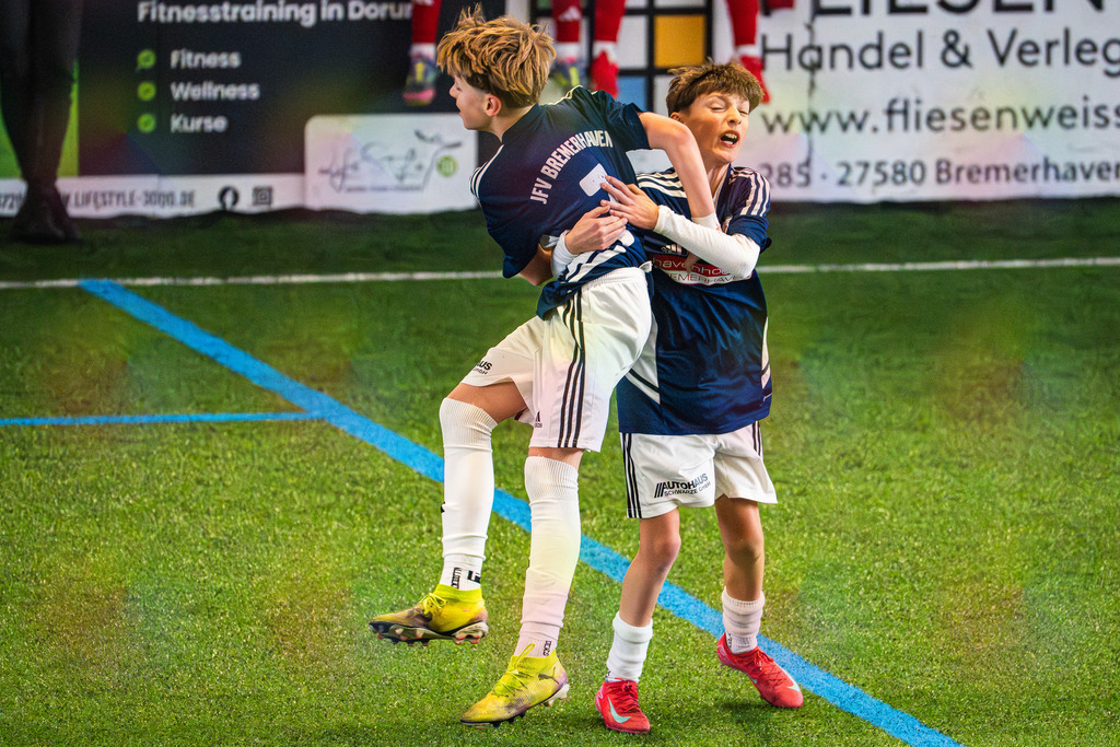 _BLR9712 | Professionelle Fußball- und Sportfotografie. Spielbilder online ansehen und kaufen – Einzelbilder oder komplette Galerien in hoher Qualität. - Realisiert mit Pictrs.com