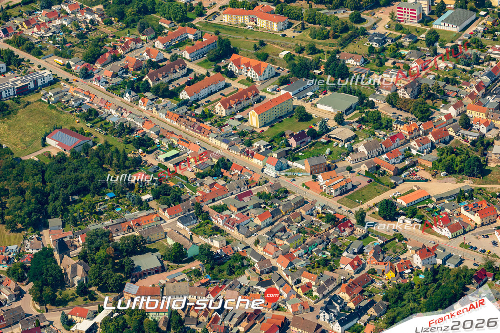 Klassische Luftaufnahme ohne Drohne zeigt:Karl Trimpler Straße bei Alsleben - Die Luftbildaufnahme wurde 2025 vom UL-Flugzeug heraus erstellt ( keine Drohnenaufnahme ) - Hochauflösende Luftaufnahme -Nicht vergleichbar mit Google Maps oder Satelittenbilder- Die Geschenkidee !Mit Lizenz und Bildrechte bestellbar