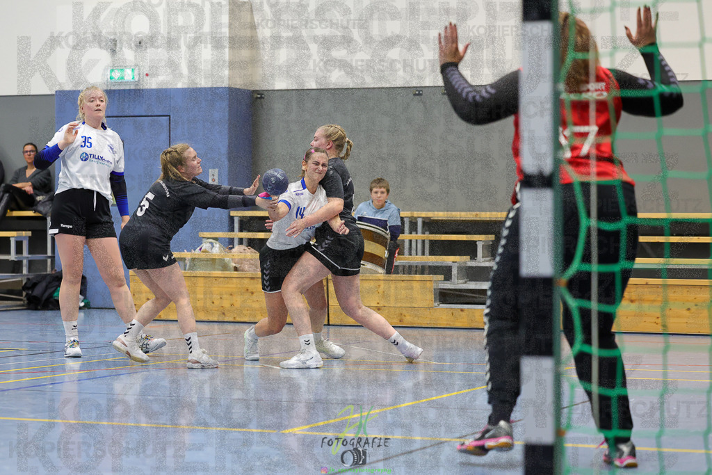 Frauen 2. Bezirksklasse, SG Rechtenbach - HSG Kleenheim/Langgöns III | Frauen 2. Bezirksklasse, SG Rechtenbach - HSG Kleenheim/Langgöns III am 16.11.2024 in Rechtenbach (Sporthalle Rechtenbach)Photo © 2024 - Jörg Heinrich - Realisiert mit Pictrs.com
