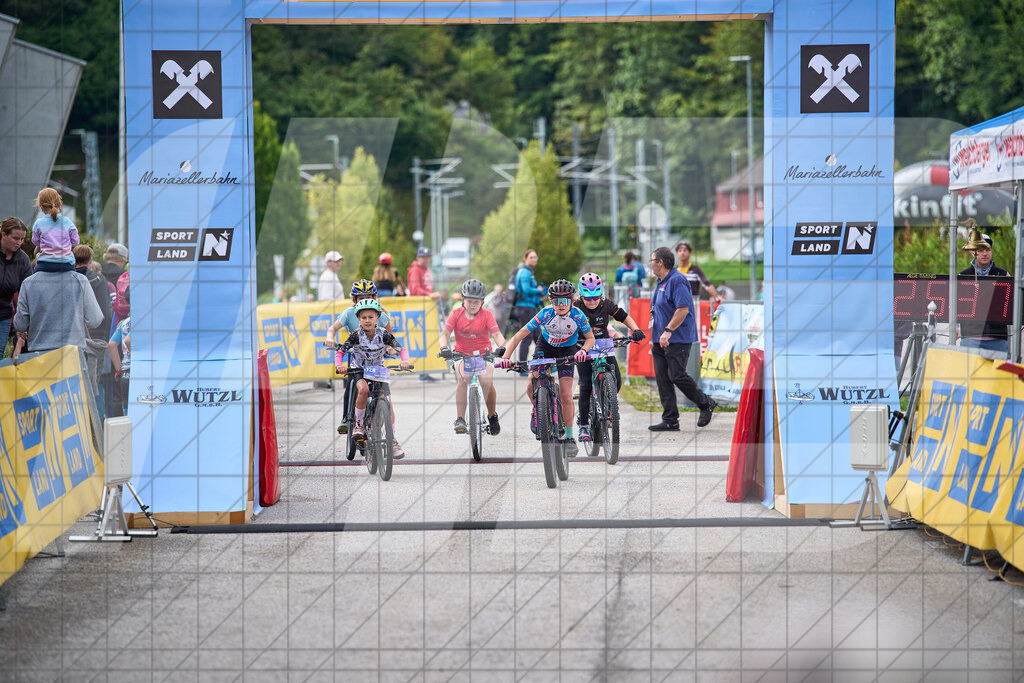 Betriebszentrum Laubenbachmühle, Frankenfels, Österreich - 13. September 2025: Dirndltal Race - Kids RaceFotograf: Martin Bihounek / martinbihounek.com | 13. September 2025 Betriebszentrum Laubenbachmühle, Frankenfels, Österreich : Dirndltal Race - Kids Race •••••Photo by: Martin Bihounek / martinbihounek.comInsta: @martinbihounekcom