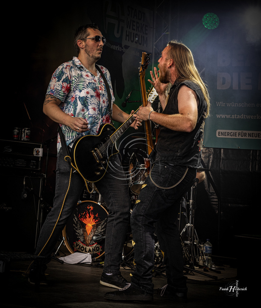 Violand | Frank Herberich Fotografie, Frank Herberich, Fotografie, Hochzeit, Portrait, St. Peter Ording, Ording, Westerhever, Nordsee, Frank Fotografie, Hardheim,  Odenwald,Walldürn, Band,Eventfotografie - Realisiert mit Pictrs.com