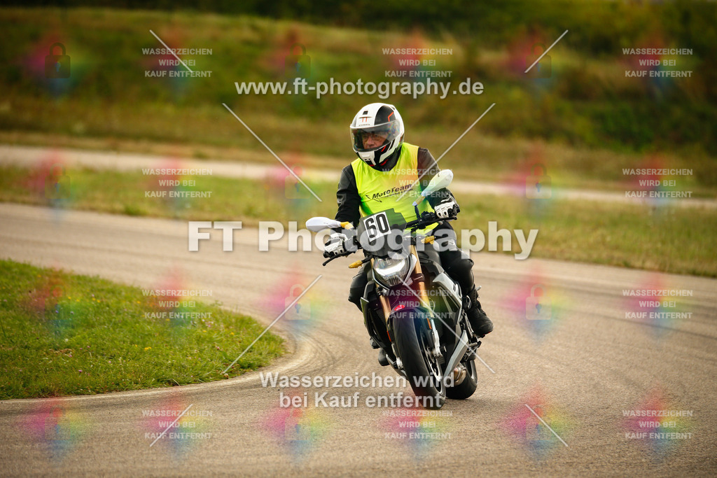 _MOT7700 | Hier findet Ihr Bilder von Touristenfahrten auf der Nürburgring Nordschleife oder von anderen Veranstaltungen die ich besucht habe. Viel Spass beim Durch Schauen 