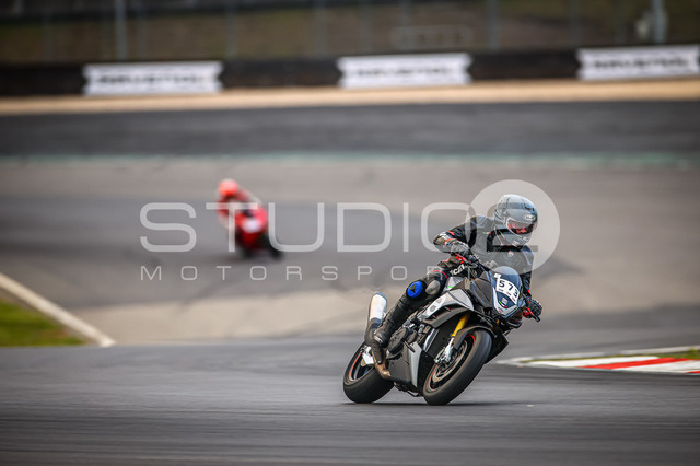 0573-250723NR-002_573 | Deine Full-Service-Agentur für ✔️Videoproduktionen und ✔️Motorsportfotografie Jetzt Angebot anfragen!