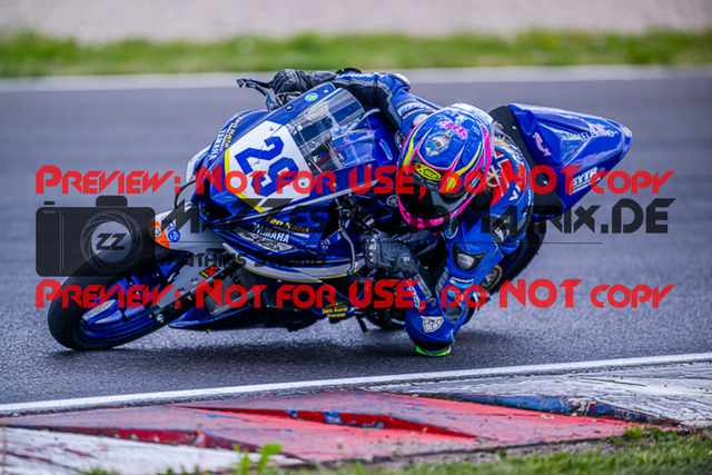 MaZZes_FotoMatrix_220506_99804 | Fotograf Mathias Schmid
Sportfotograf,
Eventfotograf,
Hochzeitsfotograf,
Portraitfotograf