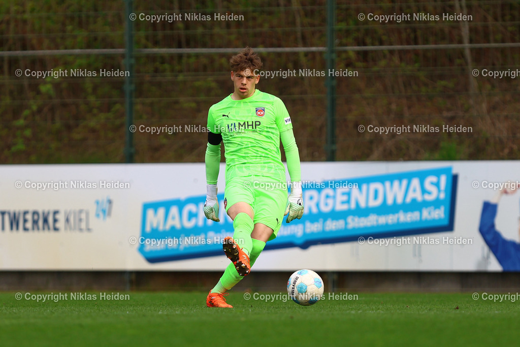NH_HolsteinKielU19_1FCHeidenheimU19_DFBNachwuchsliga_18042026 | #1 Felix Mark (1. FC Heidenheim U19)Fußball I Herren I U19 DFB-Nachwuchsliga Hauptrunde Liga A, Gruppe B I Saison 2025-2026 I 9. Spieltag I Holstein Kiel U19 - 1. FC Heidenheim U19 I 18.04..2026 I Citti-Fußball-Park