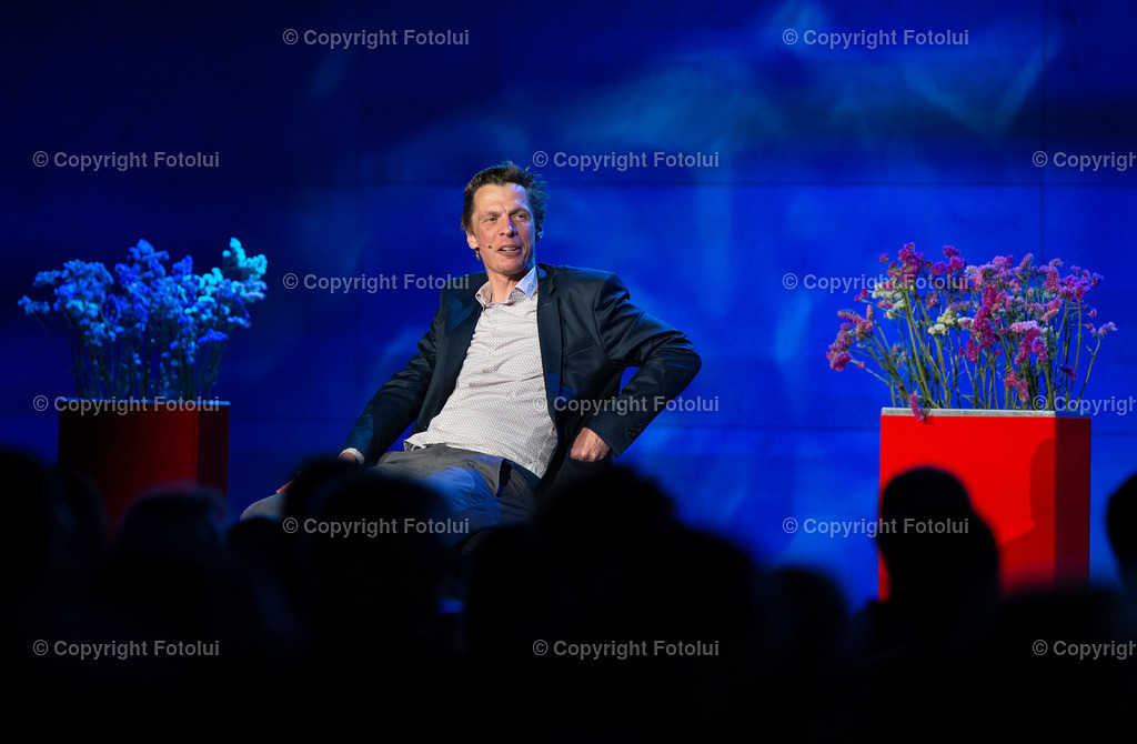 OBERBANK_55 | EIN DANK AN DIE PFLEGEKRAEFTE KABARETT MIT KLAUS ECKEL 02.06.2022 OBERBANK DONAU-FORUM LINZ IM BILD: KLAUS ECKEL. FOTO:FOTOLUI/OBERBANK