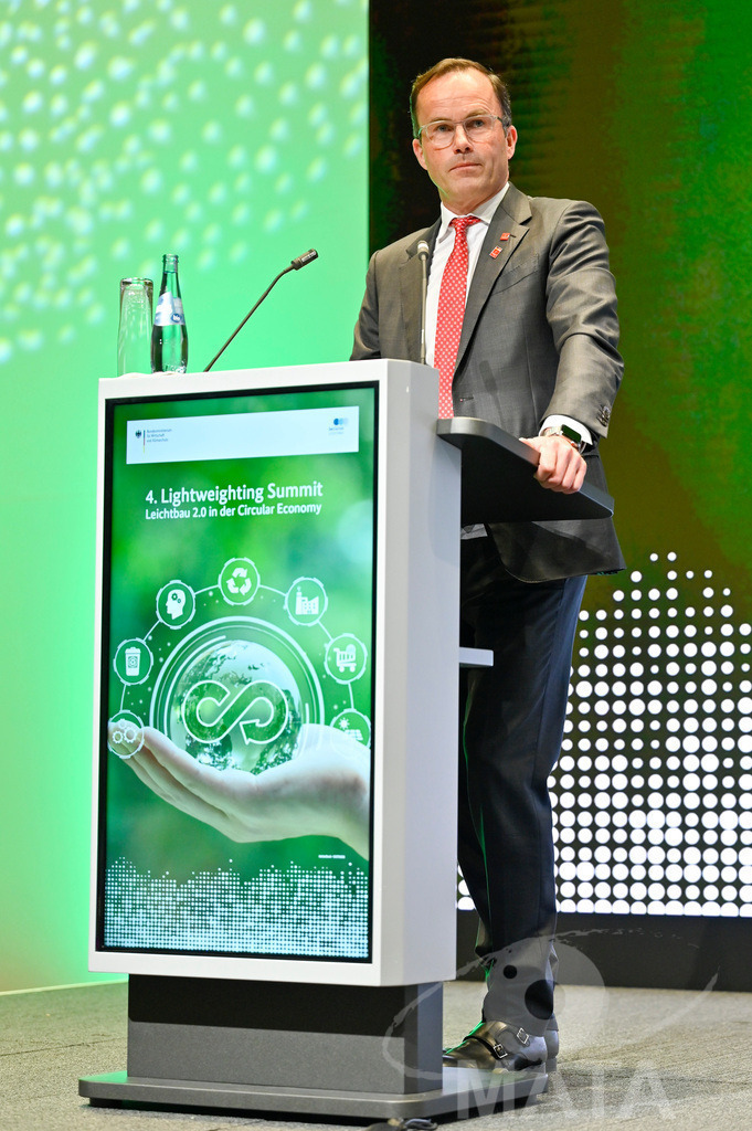 _DWA7996 | MATA IndoCon - Realisiert mit Pictrs.com