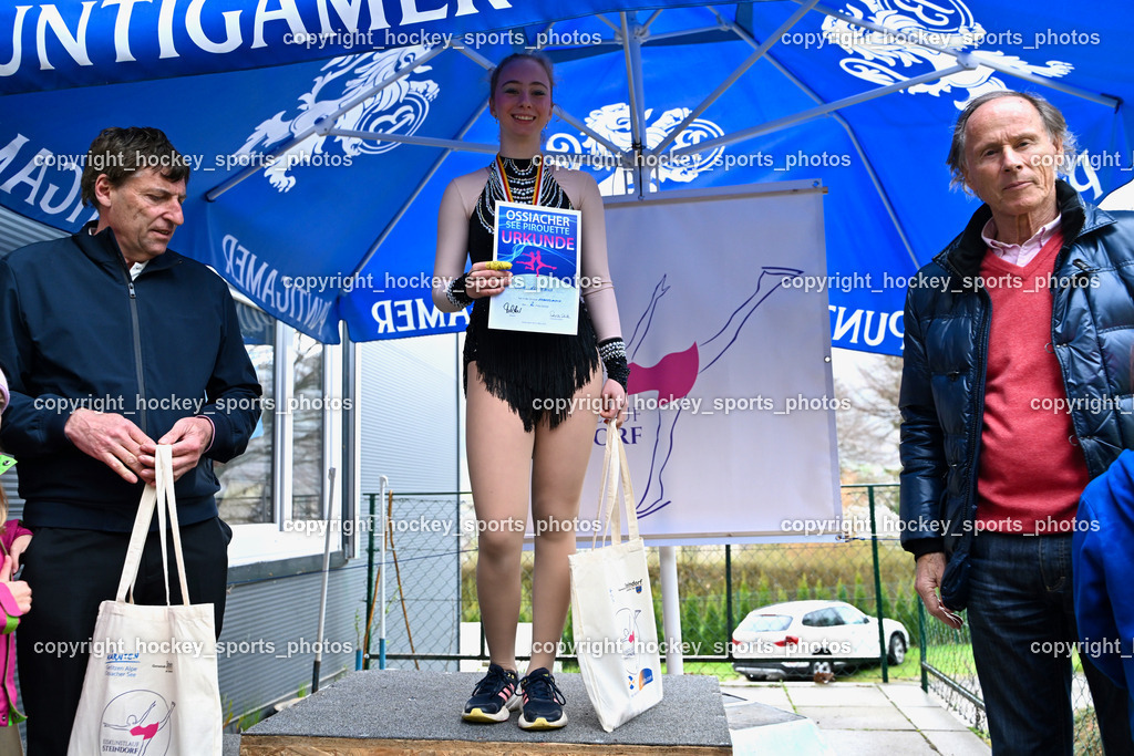 Ossiachersee Pirouette ESC Steindorf 31.3.2024 | Ossiachersee Pirouette ESC Steindorf 31.3.2024, Ossiachersee Pirouette ESC Steindorf am 31.03.2024 in Steindorf (Ossiachersee Halle), Austria, (Photo by Bernd Stefan)